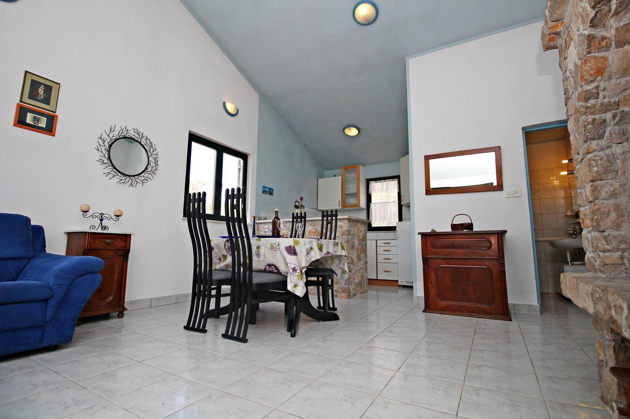 Guest House Beverin Sali Exterior foto